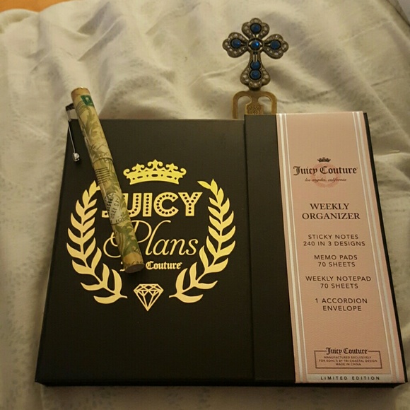 Juicy Couture Other - NWT Juicy couture stationary set